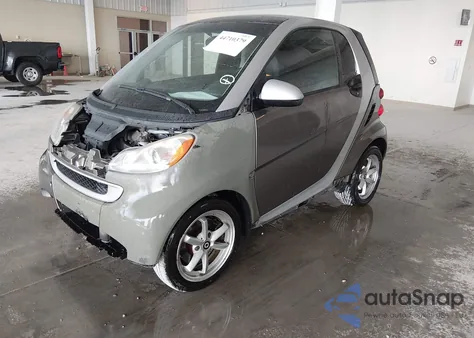 2011 Smart Fortwo Passion/Pure из США, поврежденный, VIN WMEEJ3BA1BK492279